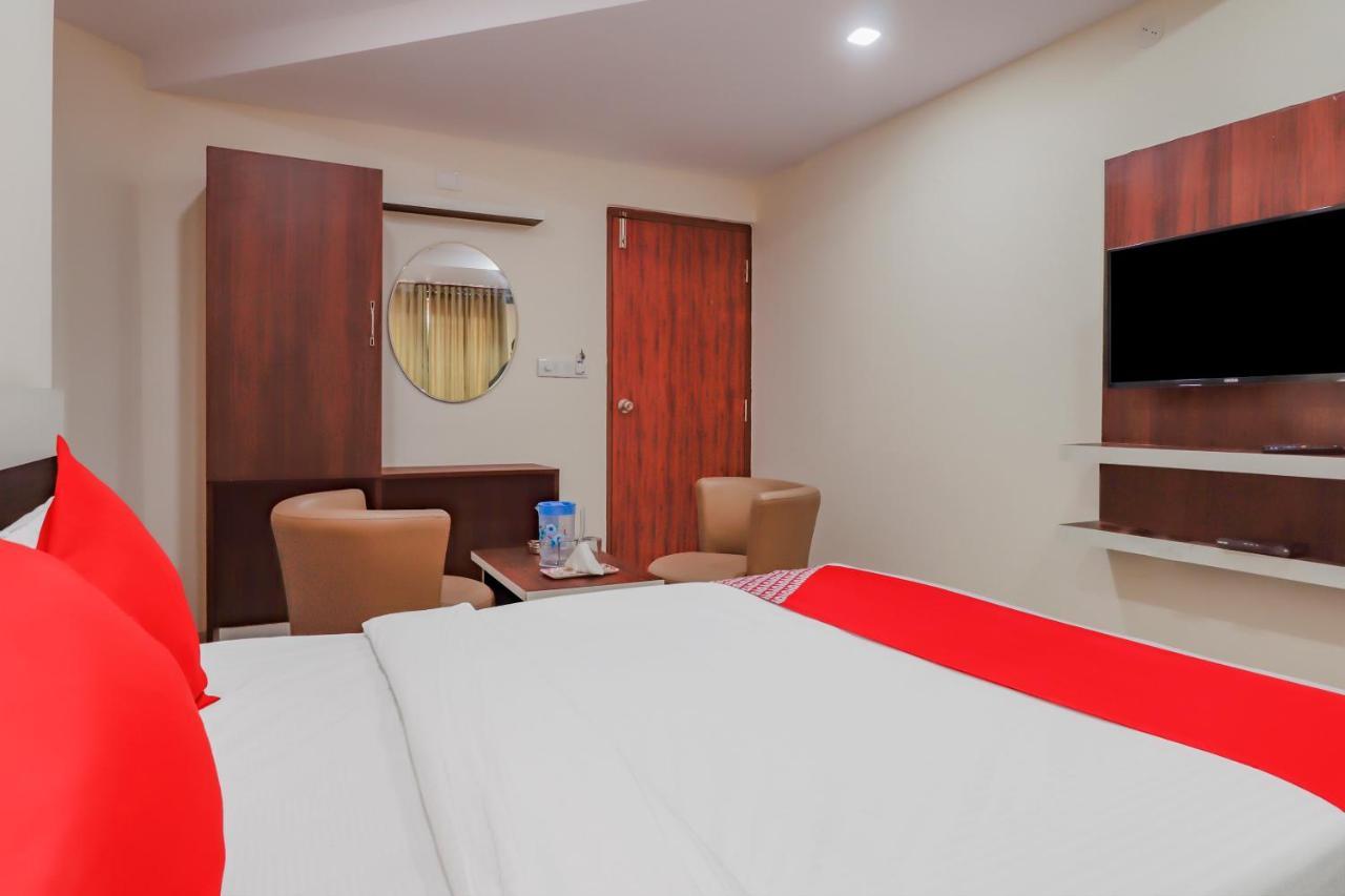 Oyo Flagship 80044 Royal Wood Deluxe Bangalore Ngoại thất bức ảnh