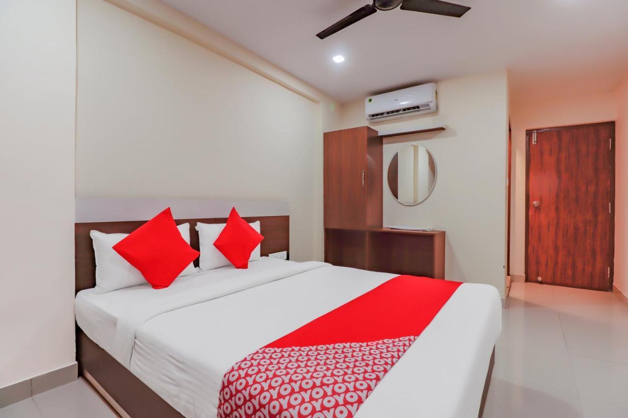 Oyo Flagship 80044 Royal Wood Deluxe Bangalore Ngoại thất bức ảnh