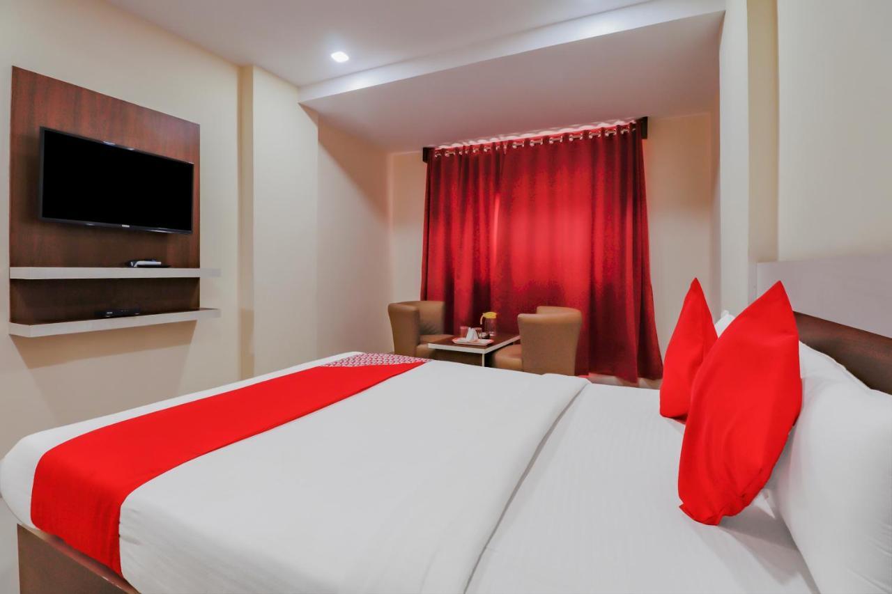 Oyo Flagship 80044 Royal Wood Deluxe Bangalore Ngoại thất bức ảnh
